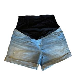 Isabel Maternity by Ingrid & Isabel Denim Shorts Size 6